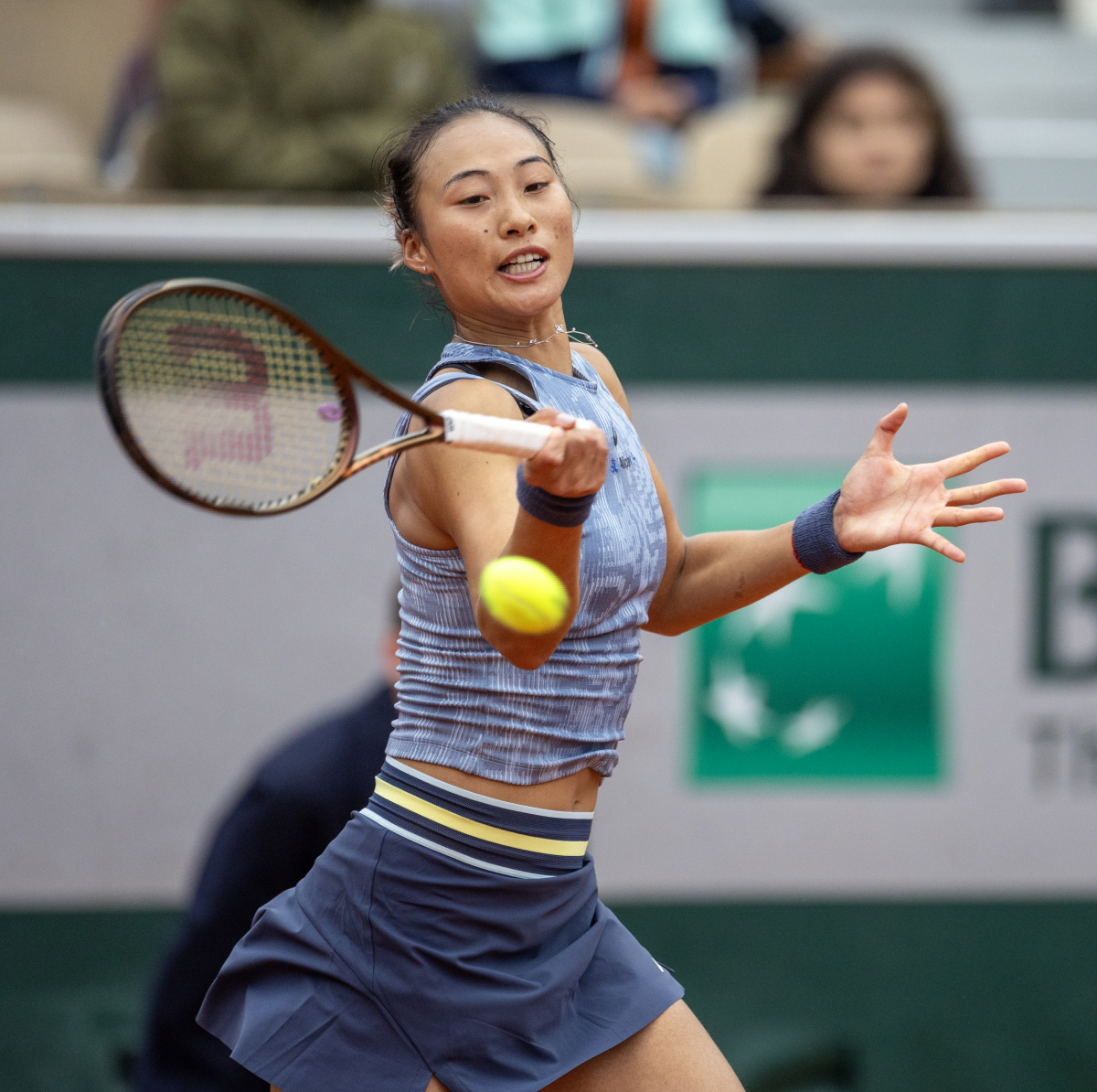 新澳800图库最新版本和郑钦文晋级法网32强与郑钦文晋级法网32强新闻